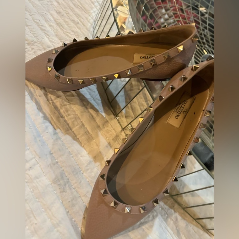 Authentic Valentino Rockstud Ballet Flats